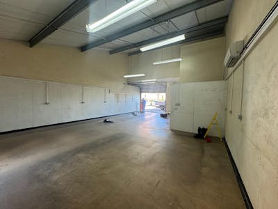 Unit 19, Bristol, Industrial / Warehouse To Let - original-16922260-157A-45A9-9240-5F781FF398BB.jpeg