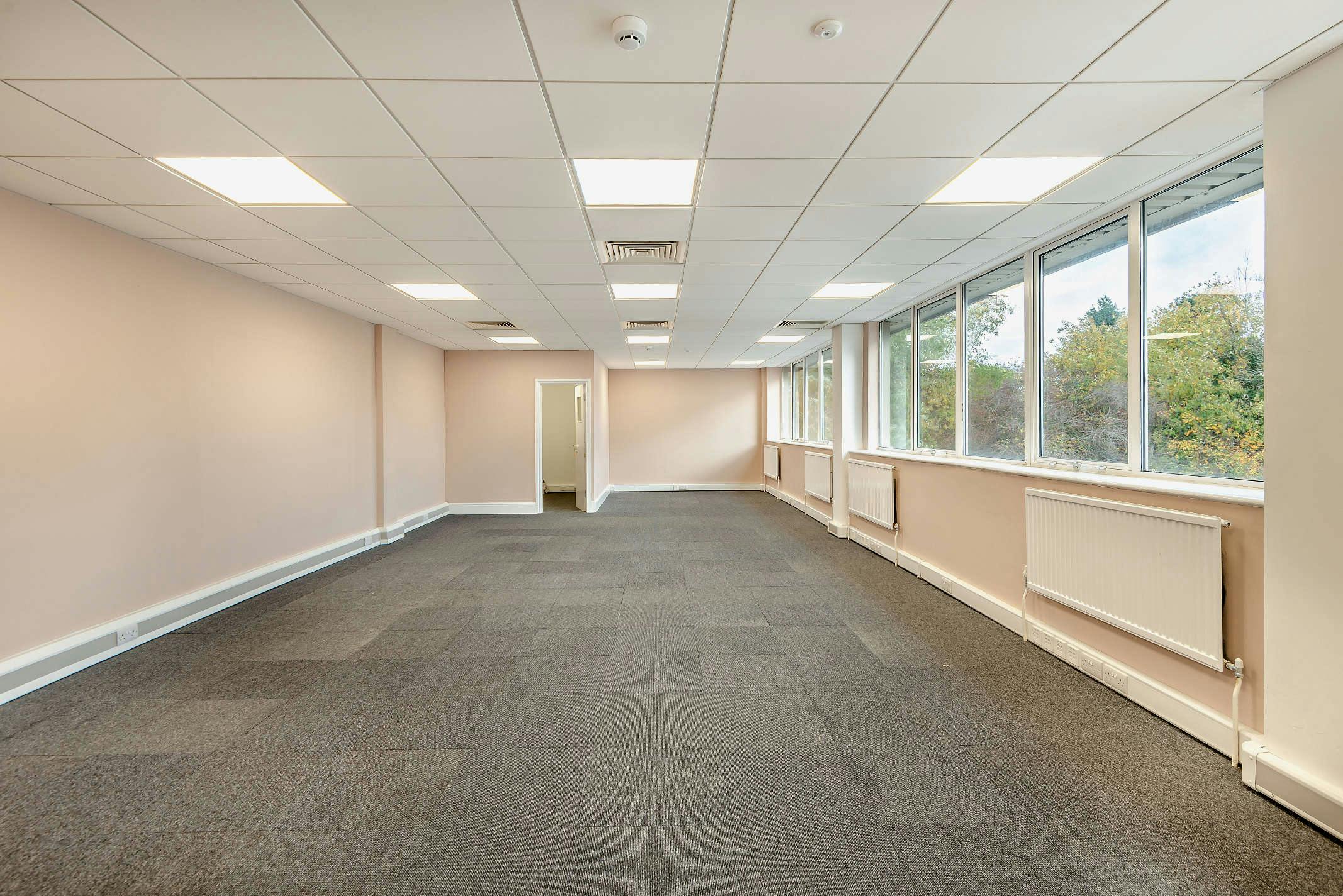 Unit 3, Abbeymead Industrial Park, Waltham Abbey, Industrial To Let - 8668202-interior12-800.jpg