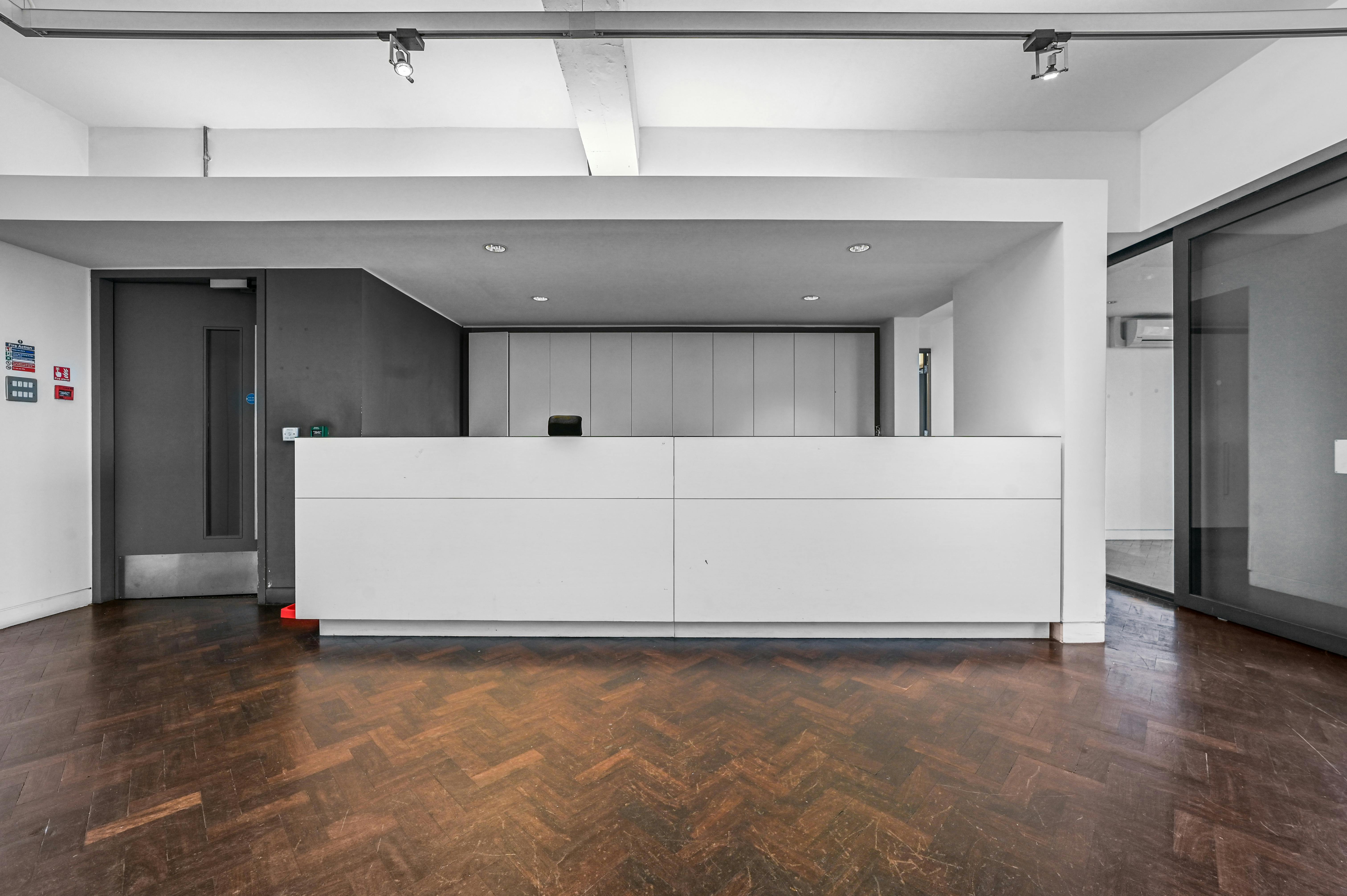 Office To Let, London