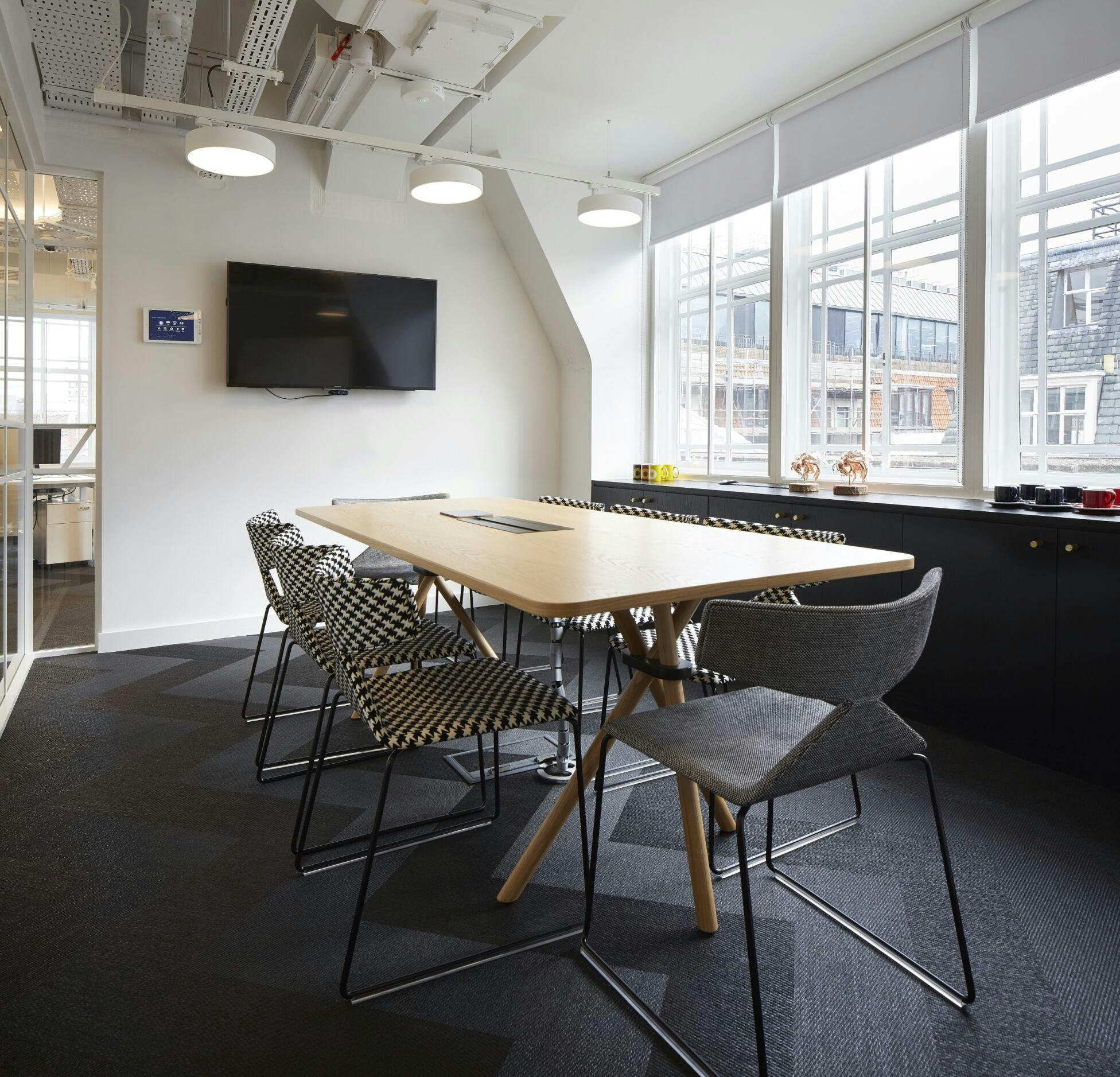 Office in London - photo 2