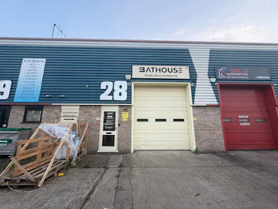 28 Farriers Way, Southend-on-Sea, Industrial To Let - Front.jpeg