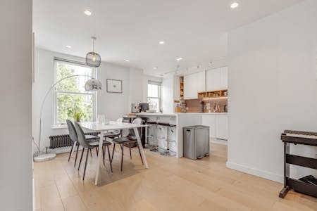 St John Street, London, Residential Flat To Let - Kitchen/Diner