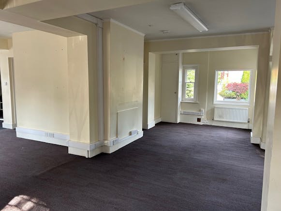 Broomhall Lodge (formerly Chancellors), Sunningdale, Offices / Retail For Sale - 29.jpg