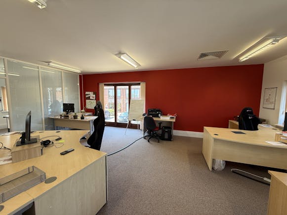 21 Chestnut Court, Jill Lane, Redditch, Office To Let / For Sale - Image 10