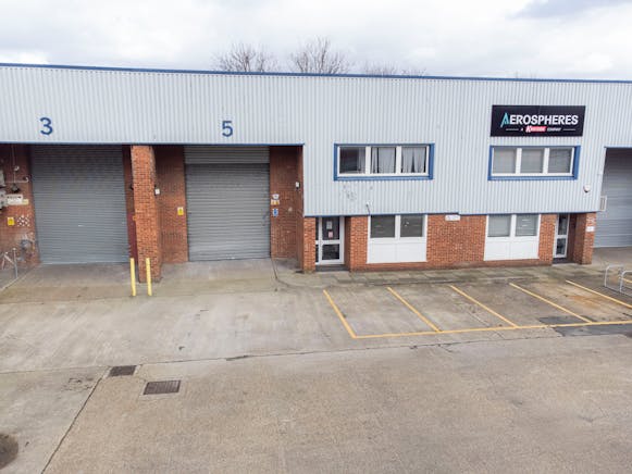 Unit 5, Barratt Way Industrial Estate, Harrow, Industrial / Warehouse To Let - 1.jpg