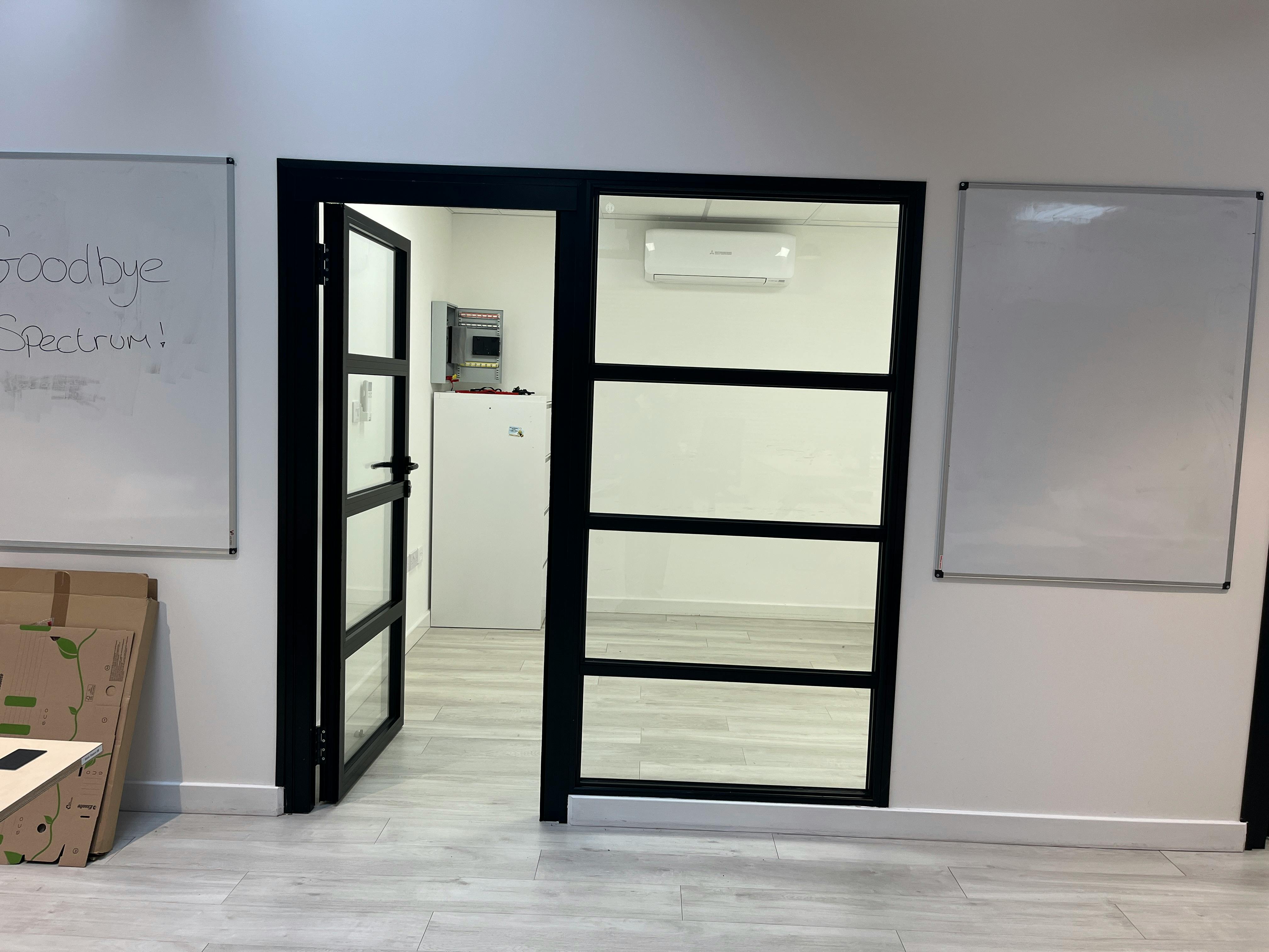 Modern Warehouse, Unit 5 Century Court, Aylesbury, Industrial To Let - IMG_1100.JPG