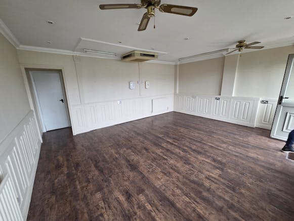 503 High Road, Benfleet, Retail For Sale - IMG20251209WA0049.jpg