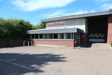 Unit 8 Cutbush Industrial Estate, Reading, Industrial / Warehouse To Let - Cutbush Industrial Park Unit 8  Exterior 1.JPG