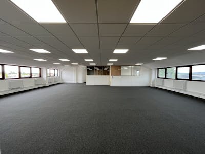 Suite 4, Tower House, Aylesbury, Office To Let - IMG_8188.JPEG