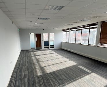 56-58 Putney High Street, Putney, Office To Let - 6.jpg