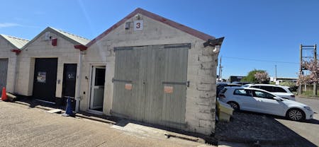 Unit 3, Mountney Bridge Business Park, Pevensey, Industrial To Let - IMG-20260427-WA0002.jpg