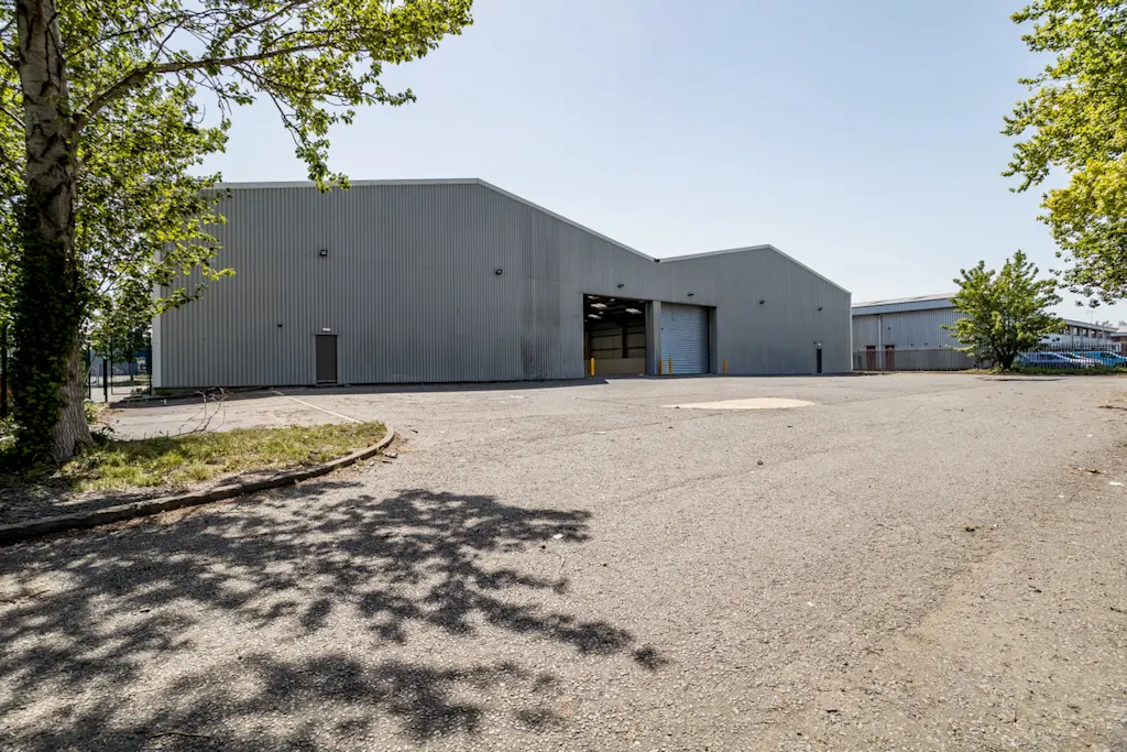 Units B and C Laporte Way - Luton-103