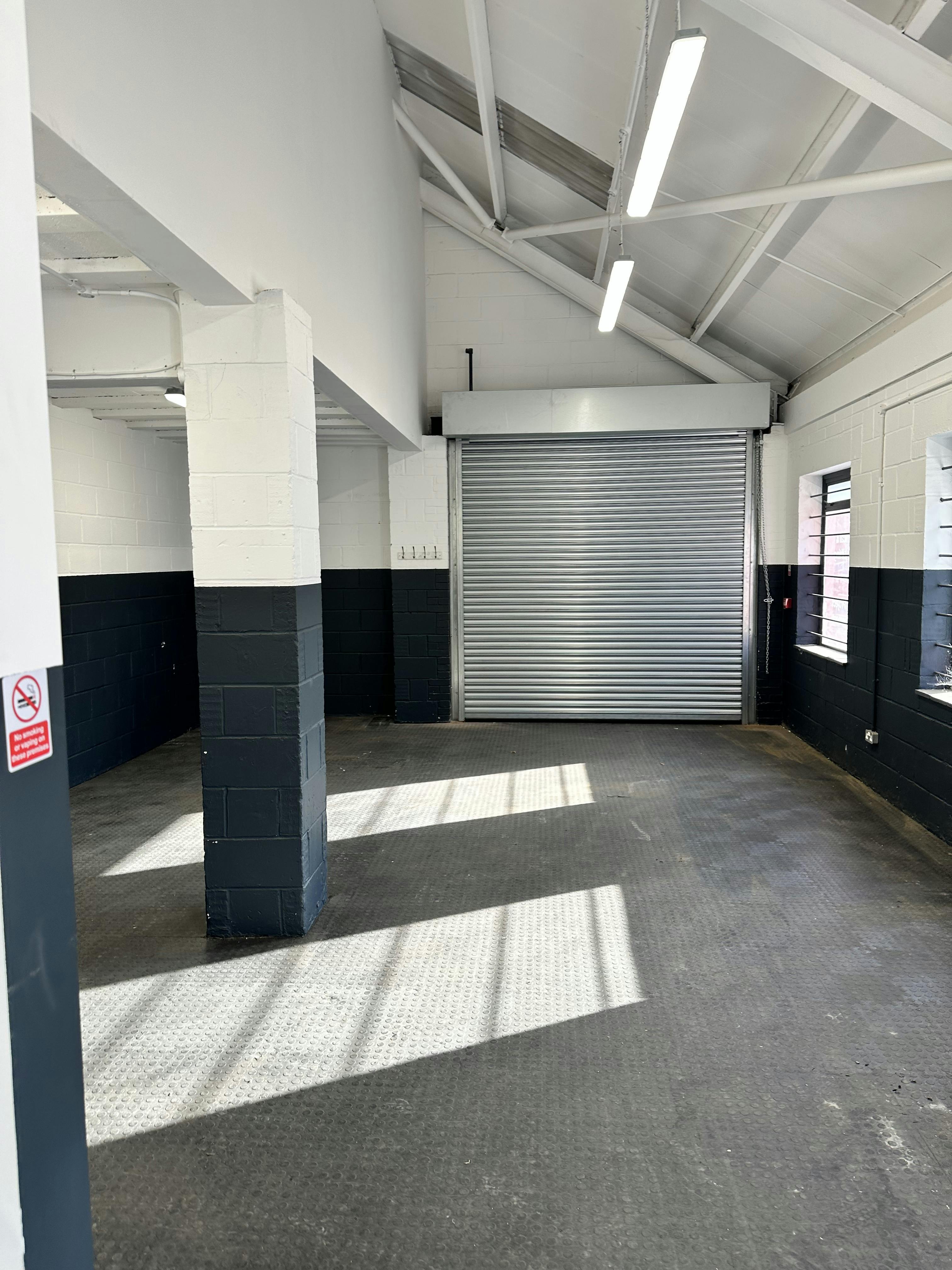 11 Brook Lane Business Centre, Brook Road South, Brentford, Industrial/Logistics Lease Assignment - 292E1CCFB42345A1A38A49D15A4A2A30.jpeg