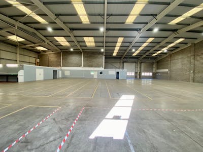 Unit 9, Severnlink Distribution Centre, Chepstow, Industrial To Let - 9 Severnlink 01.jpg