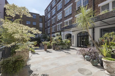 Compton Courtyard, 40 Compton Street, London, Office To Let - MC20221795HR.jpg