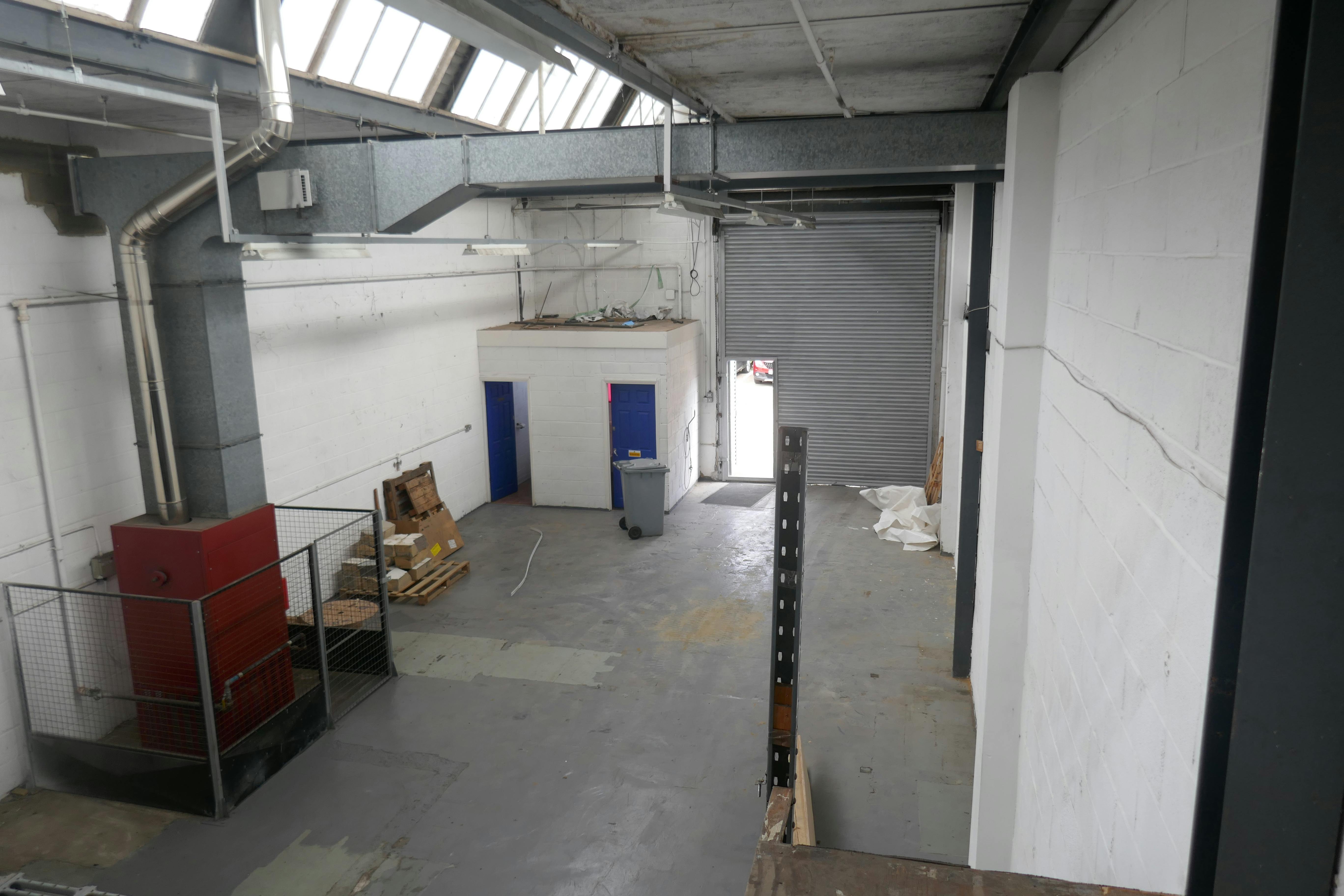 Unit 7, Harlow, Industrial To Let - P1030452.JPG