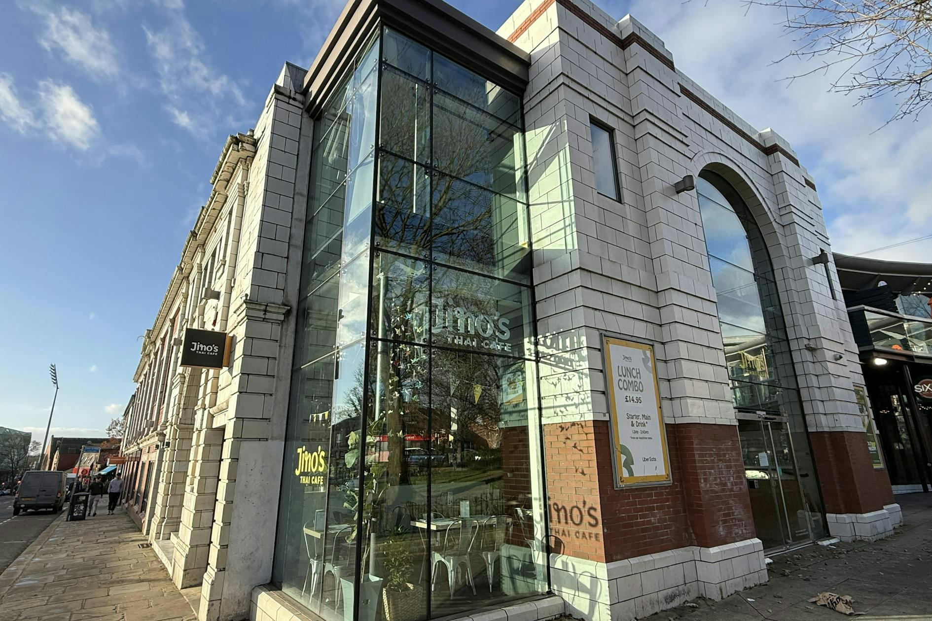 38 North Lane, Leeds, Offices To Let - 8ba6258c5c45641ae168d3b922b9fa36-img-2181.jpg