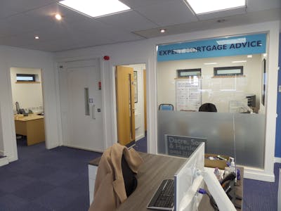 17 Albert Street / 8 John Street, Harrogate, Retail For Sale - SAM_1860.JPG