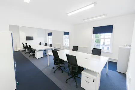 17 Waterloo Place, Leamington Spa, Serviced Office To Let - image 1.jpg