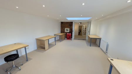 The Garden Suite, 6 Quarry Street, Guildford, Office To Let - PXL_20250801_084525754MP.jpg