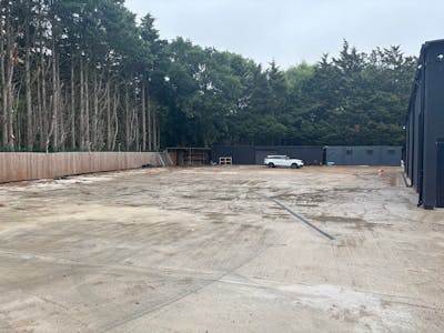 Unit 3, Hatfield, Industrial/Logistics / Land For Sale - 2.jpg