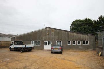 Unit 2, 380 Ringwood Road, Poole, Industrial & Trade To Let - IMG_1164.JPG