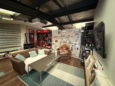 11 Cygnus Business Centre, London, Industrial To Let - Cygnus 8.jpg