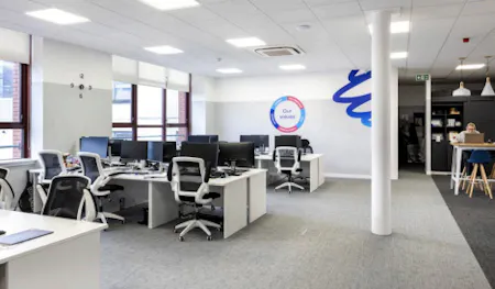 Merchant Exchange, 20 Bell Street, Glasgow, Office To Let - Desks.png