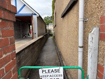 Former ATS Centre, Newcastle Emlyn, Industrial For Sale - IMG_0744.JPG