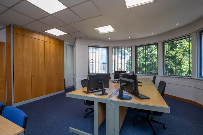 Alexandra Gate Business Centre, Cardiff, Offices To Let - D4 e.jpg