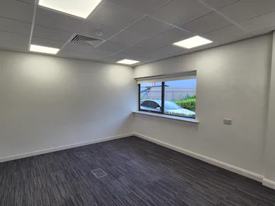 Unit E, Stockport, Office To Let - 20260910_102426.jpg