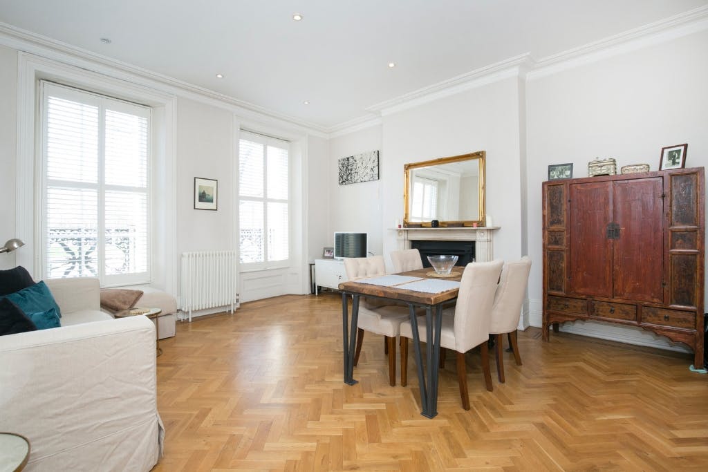 Investment in London - photo 4