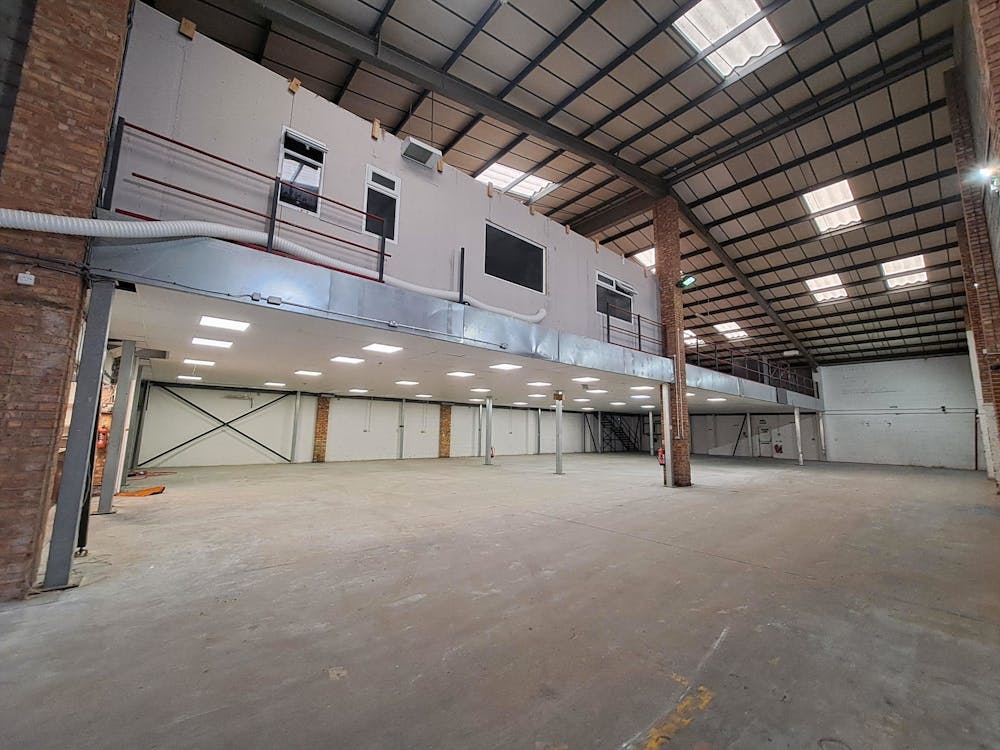 Unit 2, Harbour Way Industrial Estate, Harbour Way - Harbour Way internal gf warehouse 1.JPG
