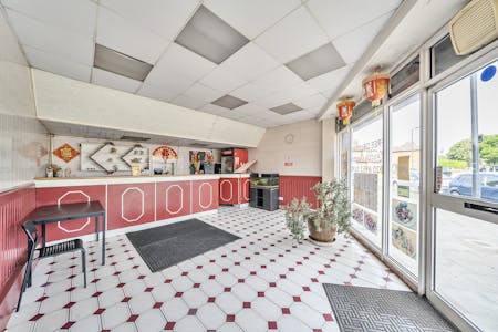 20 North Parade, Edgware, Residential / Retail For Sale - 13122243685588a464fc0ARW.jpg