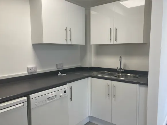 Unit 3, Cheapside Court, Ascot, Offices To Let - 9.jpg
