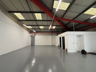 Unit 25, Fern Close, Crumlin, Industrial To Let - IMG_4738.jpg