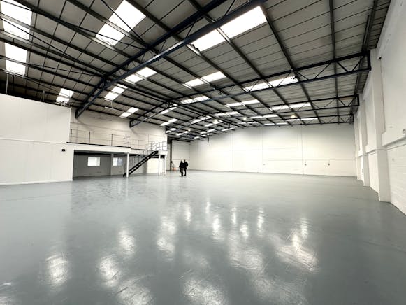 Unit 5 Somers Place, Brixton, Industrial / Leisure To Let - 20260120_140511843_iOS.jpg