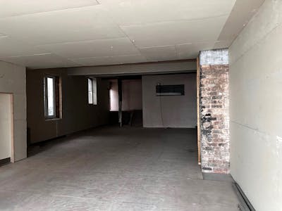 91 Coventry Street, Kidderminster, Leisure / Retail To Let - p2.jpg