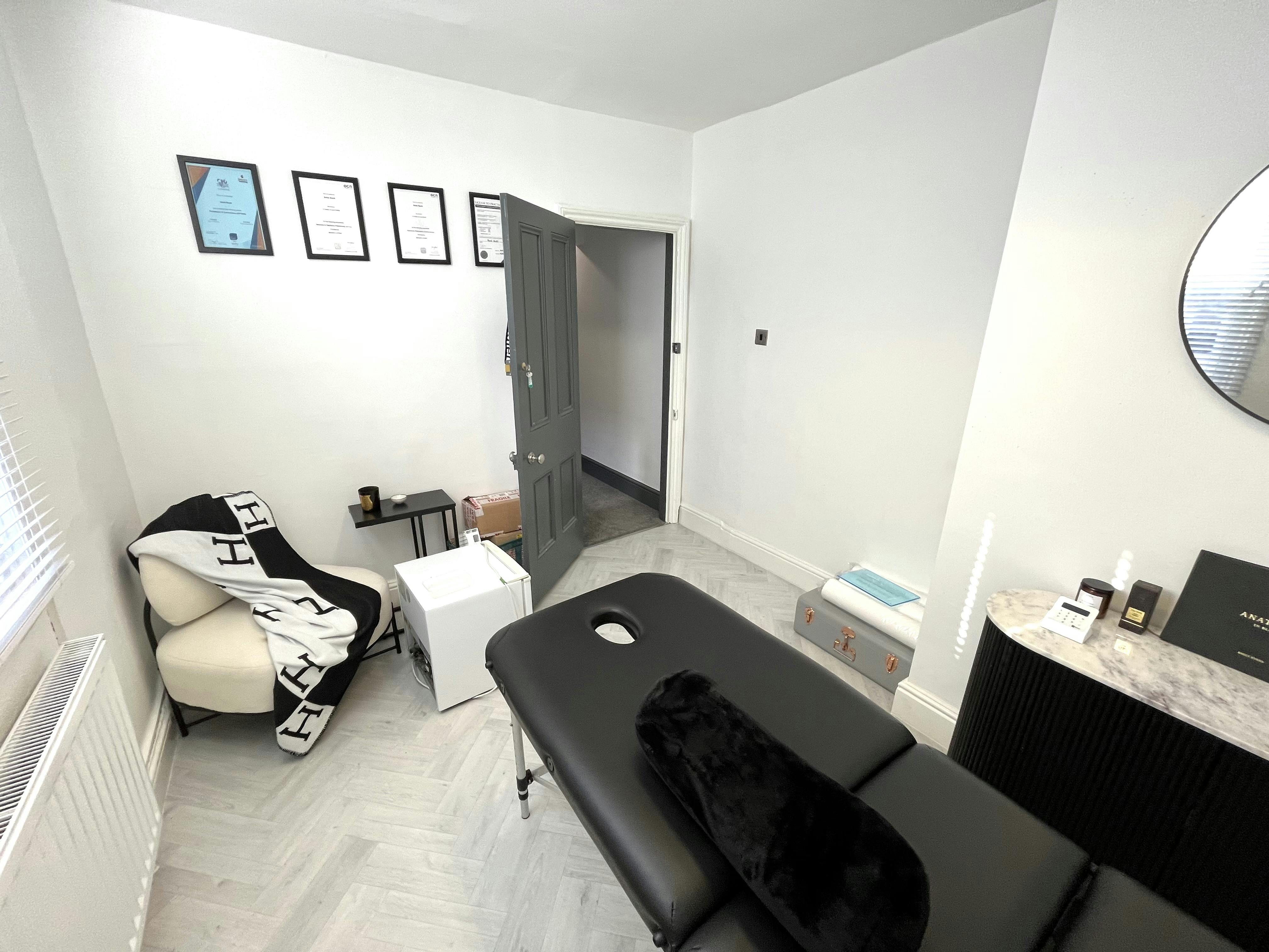 Suite 3, 6 George Street, Alderley Edge, Offices To Let - 6g3.jpg