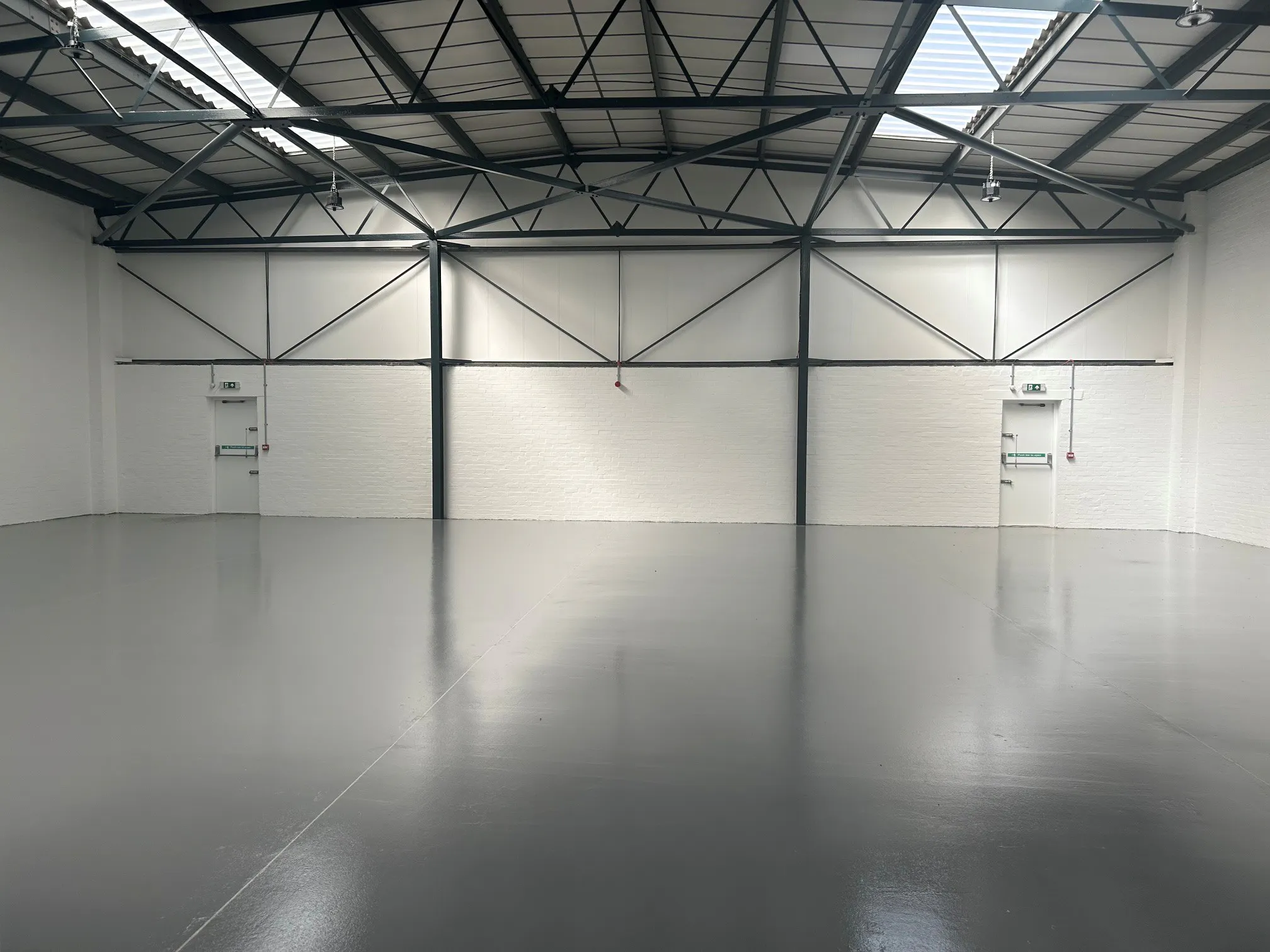 Unit 12, Bilton Industrial Estate, Bracknell, Industrial To Let - 11.jpg