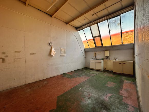 Unit 33, Hitchin, Industrial / Investment/Development For Sale - IMG_8628.JPG