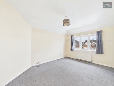 820 St. Albans Road, Watford, Investment For Sale - top maisonette 2.jpg