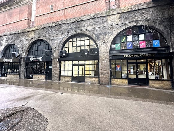 Arch 13a Goswell Hill, Windsor, Leisure / Offices / Retail To Let - IMG_4076.JPEG