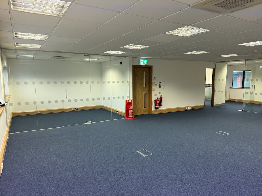 First Floor, Unit 6 Ridgeway Office Park - Photo 13-01-2026, 12 21 06.jpg