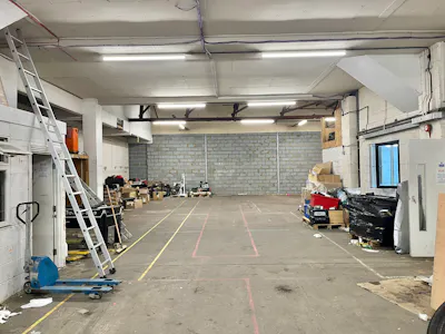 2C Tomo Industrial Estate, Uxbridge, Warehouse For Sale - IMG_3648.jpeg