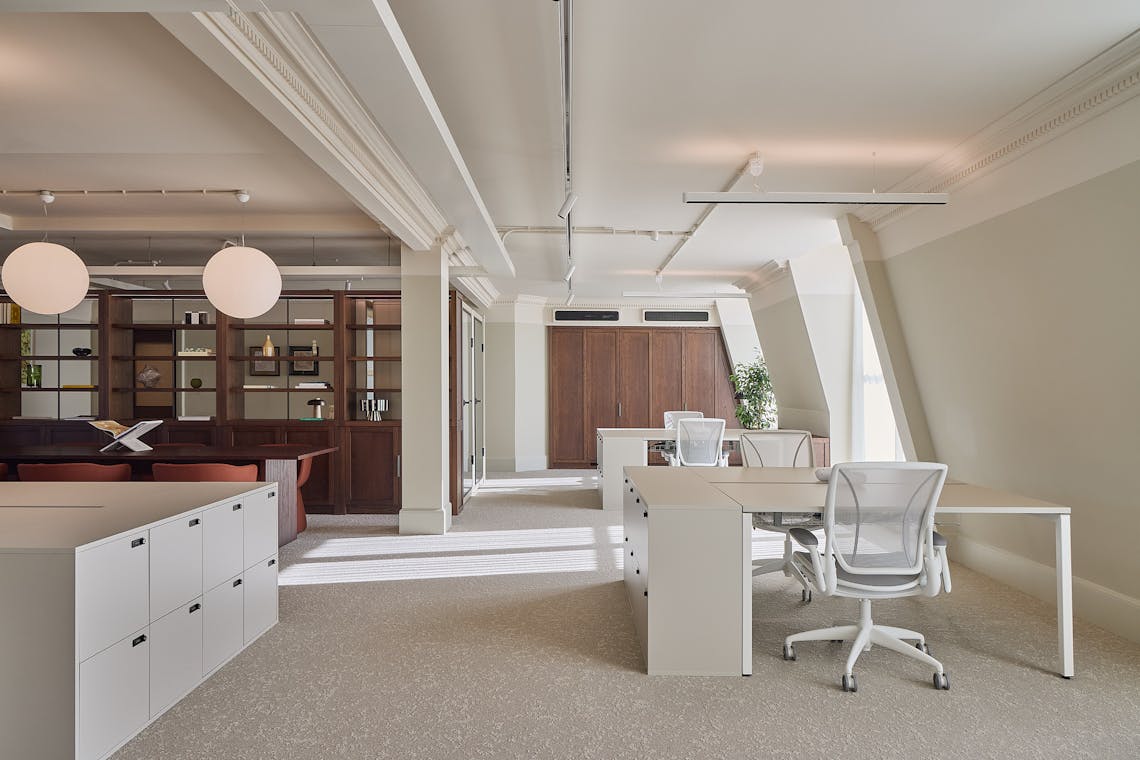 170_Piccadilly_L6WEdReeve3.jpg 170 Piccadilly, Office / Serviced Office To Let - 170_Piccadilly_L6WEdReeve3.jpg