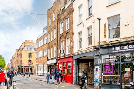 Flat 1F - 12 Hanbury Street, London, Residential To Let - Hanbury St 1F  Low Res 13.jpg