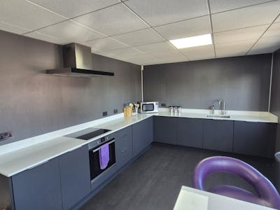 Unit 2 - 5, Stockport, Industrial/Logistics / Investment / Office To Let / For Sale - 20260303_125058.jpg