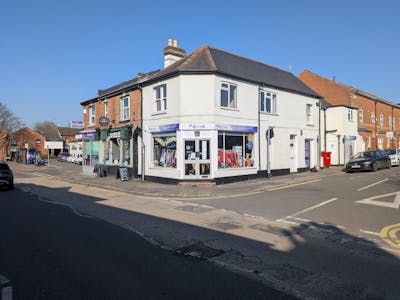 94 Stoke Road, Guildford, Office / Retail To Let - 3786.jpg