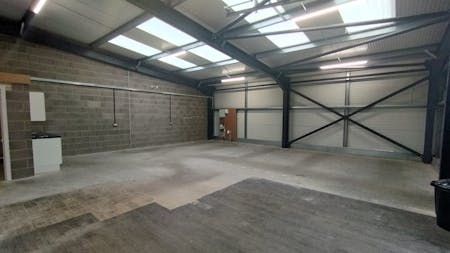 Unit 93, Market Drayton, Light Industrial To Let - Internal3.jpg